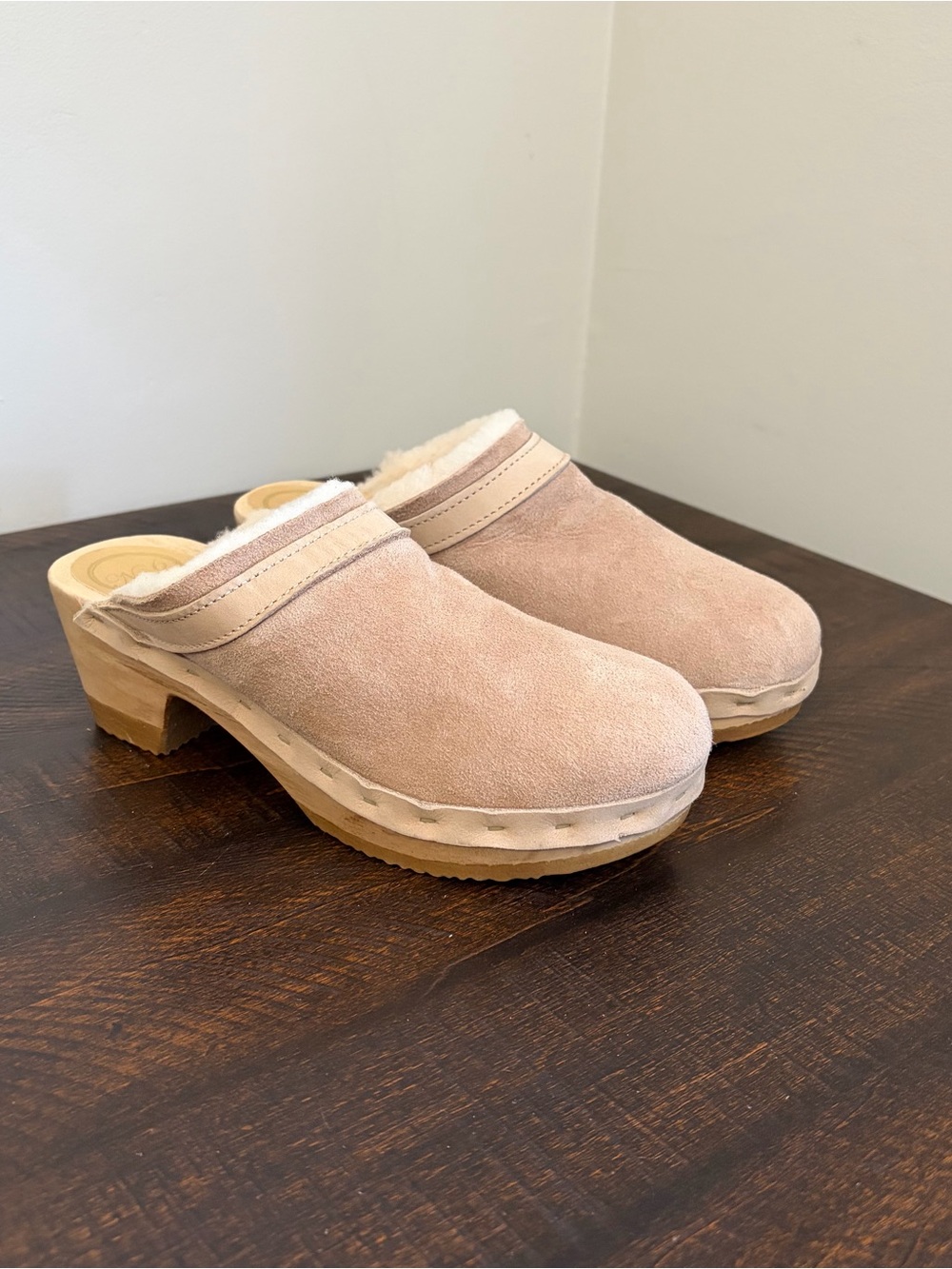 No. 6 Dakota Shearling Clogs Mid Heel Fawn Suede - Picture 4 of 13